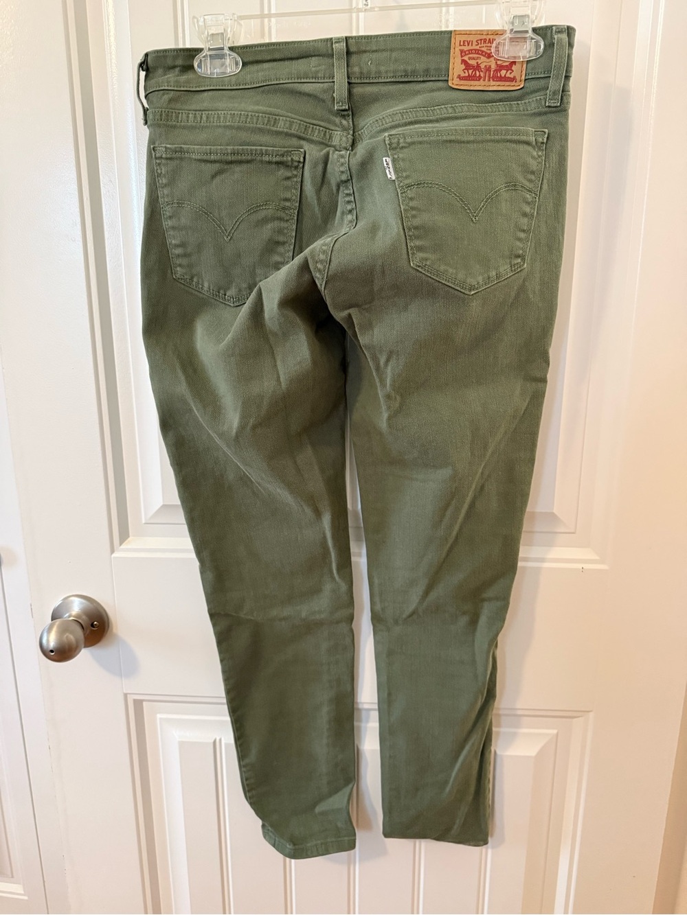 Levi's Olive Green Skinny Jeans - Women's Classic Back Pocket